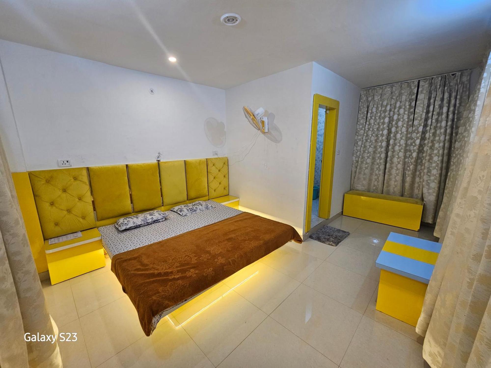 The Ortusstays - Sunrise Orchha
