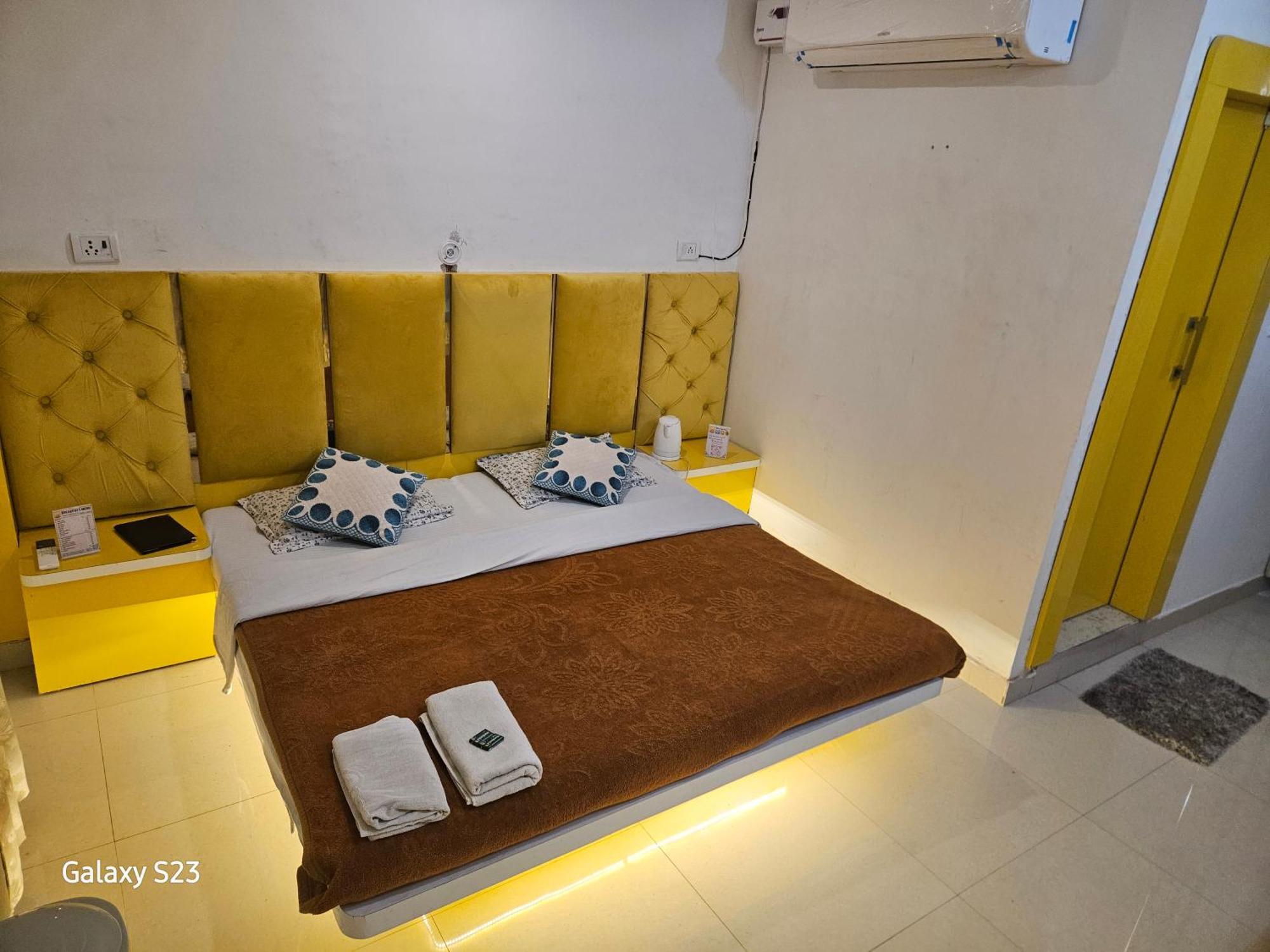 The Ortusstays - Sunrise Orchha